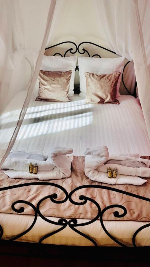 Le Secret De Louise Appartement Épernay Buitenkant foto